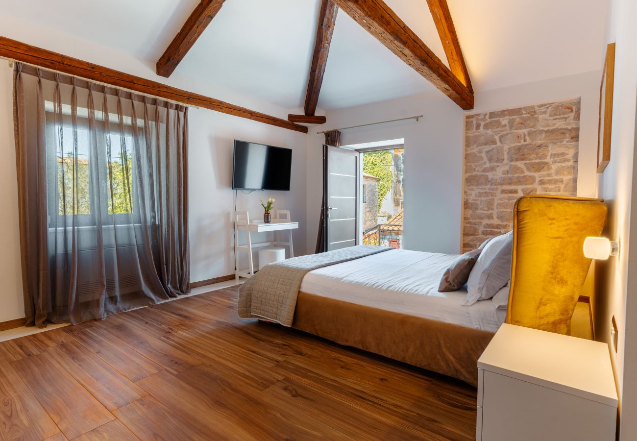 Villa a Brtonigla - Villa LV near Novigrad for 8 people spa & children playground only 1.5 km from beach