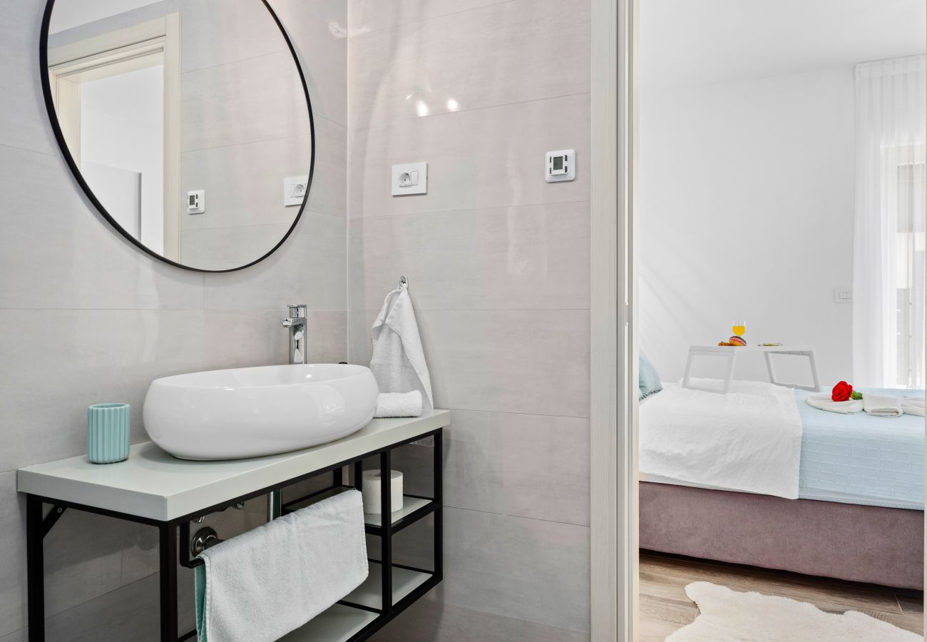 Villa a Galižana - Villa Lu near Fažana for 7 people with private pool, kids playground & sea view
