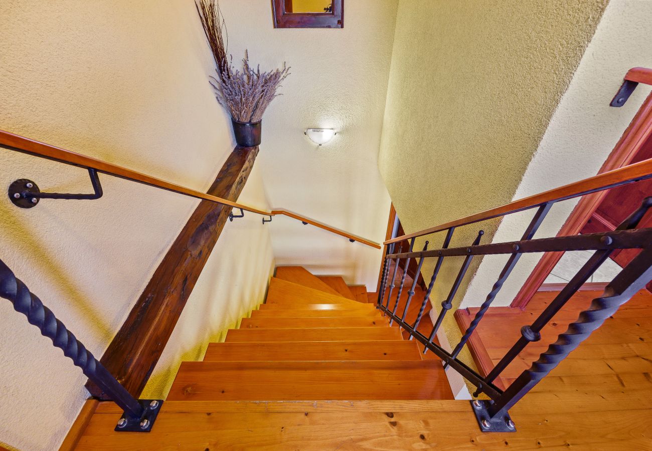 Villa a Sveti Kirin - House Edera in Central Istria for 6 people with large garden and salt - water private pool