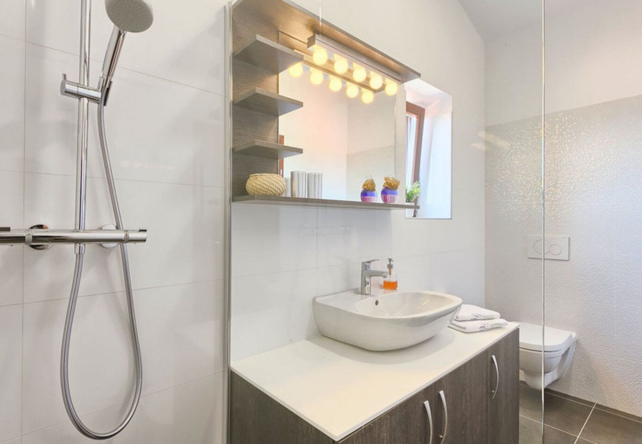 Villa a Vošteni - Villa Dubravka in Central Istria for 11 people - pet friendly with 70 m2 private pool
