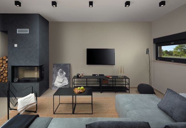 Villa a Gajana - Villa Median for 10 people with sea view, kids playground & pet friendly - only 3 km from beach  Villa a Gajana - Villa Median for 10 people with sea view, kids playground & pet friendly - only 3 km from beach