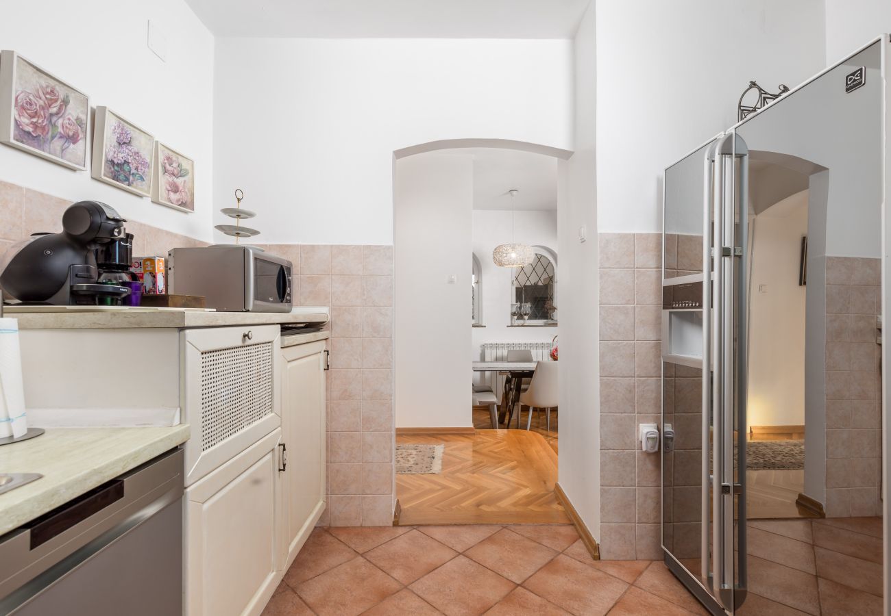 Villa a Umag - Villa Magnolia in Umag for 10 persons - beachfront - with sea view, jacuzzi and fitness area