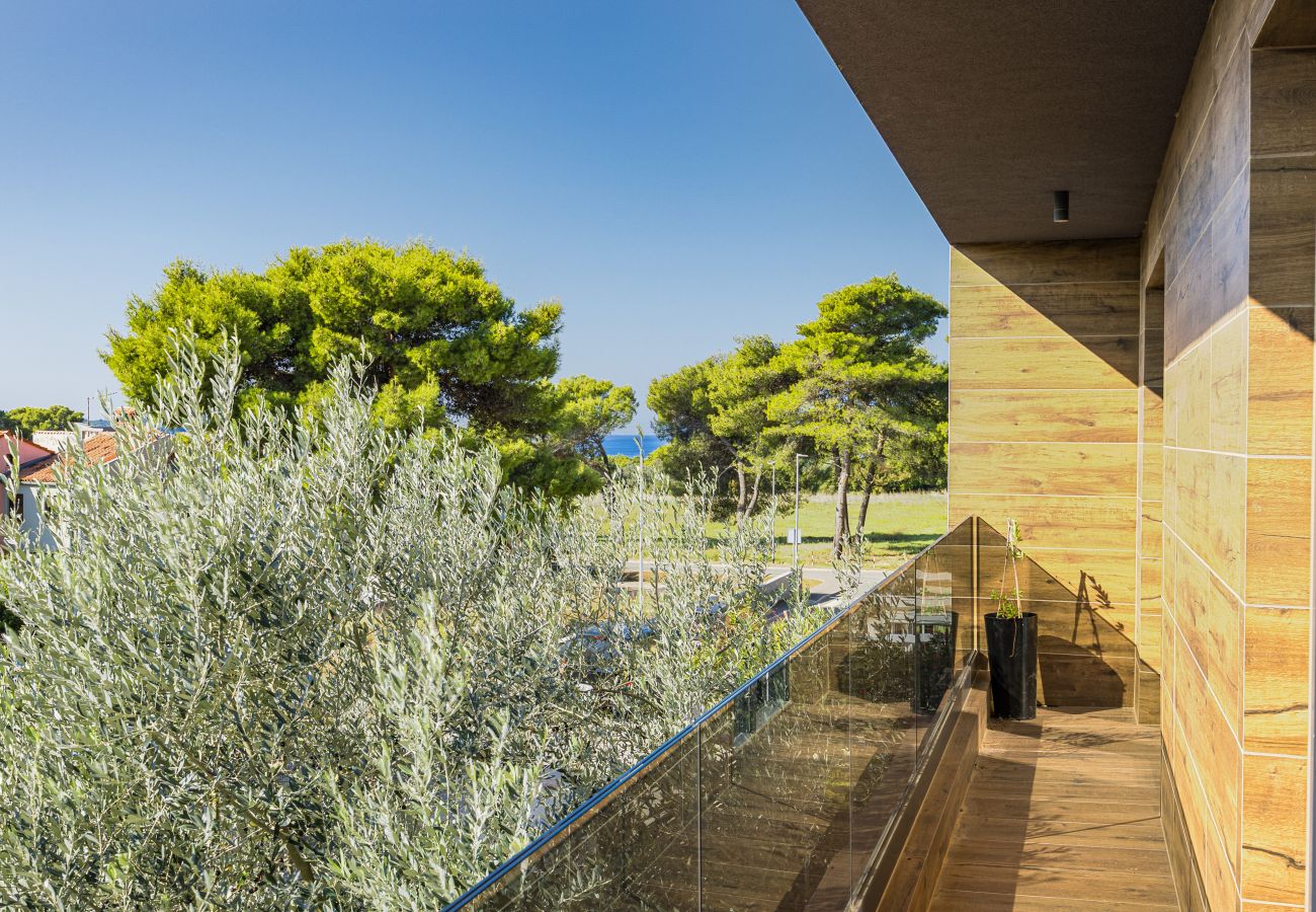 Villa a Fažana - Villa Palatium III in Fažana for 8 people only 200 meters from the sea with sauna & indoor-outside heated pool