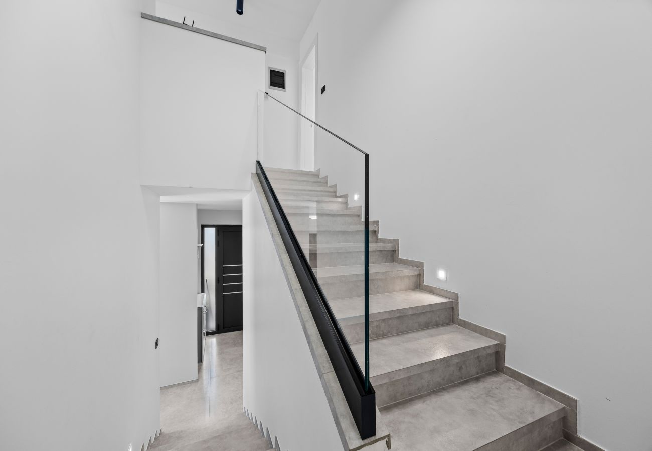 Villa a Fažana - Villa Palatium III in Fažana for 8 people only 200 meters from the sea with sauna & indoor-outside heated pool