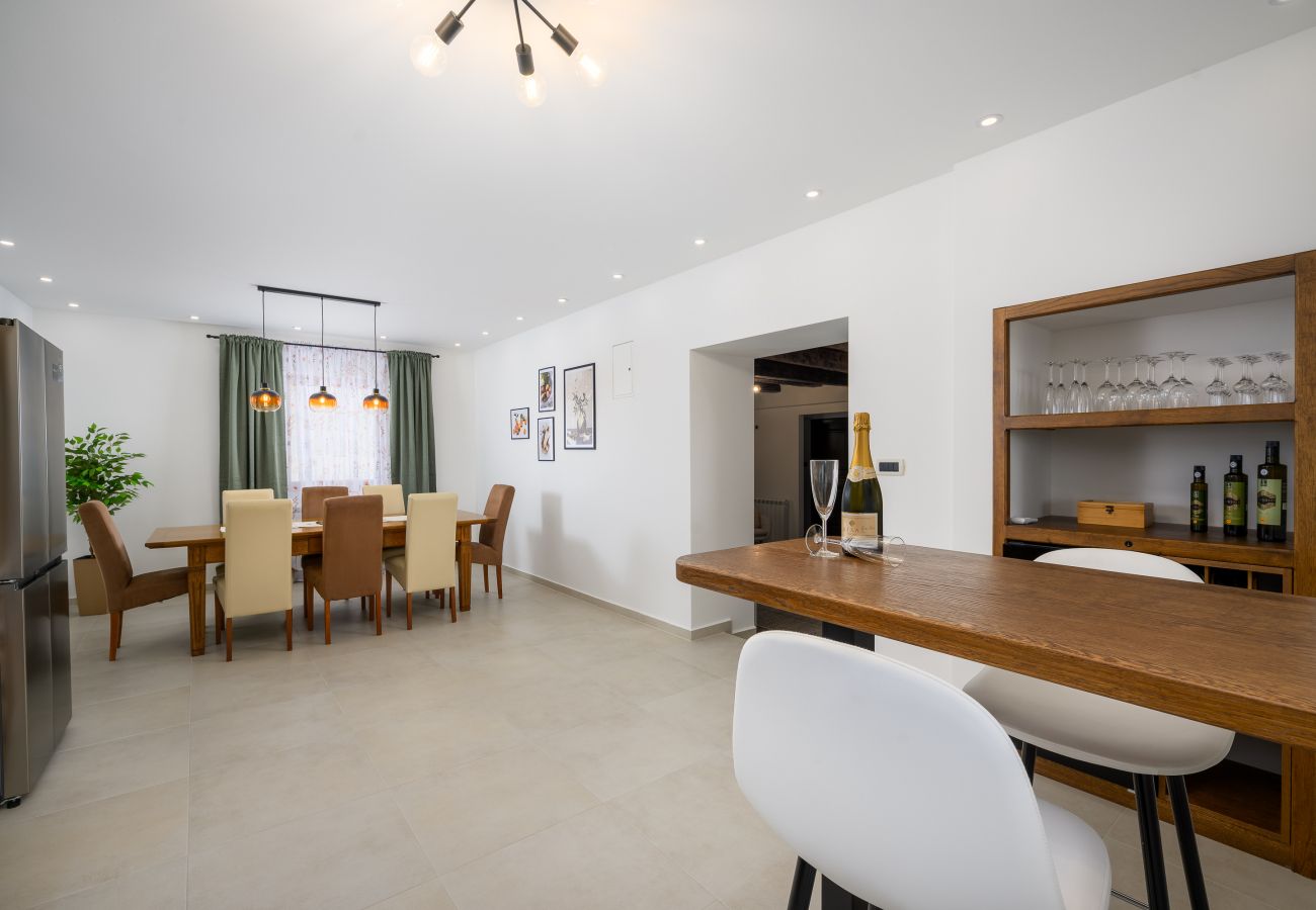 Villa a Zamaski Dol - Villa Zamask for 7 people in Central Istria with jacuzzi & sauna