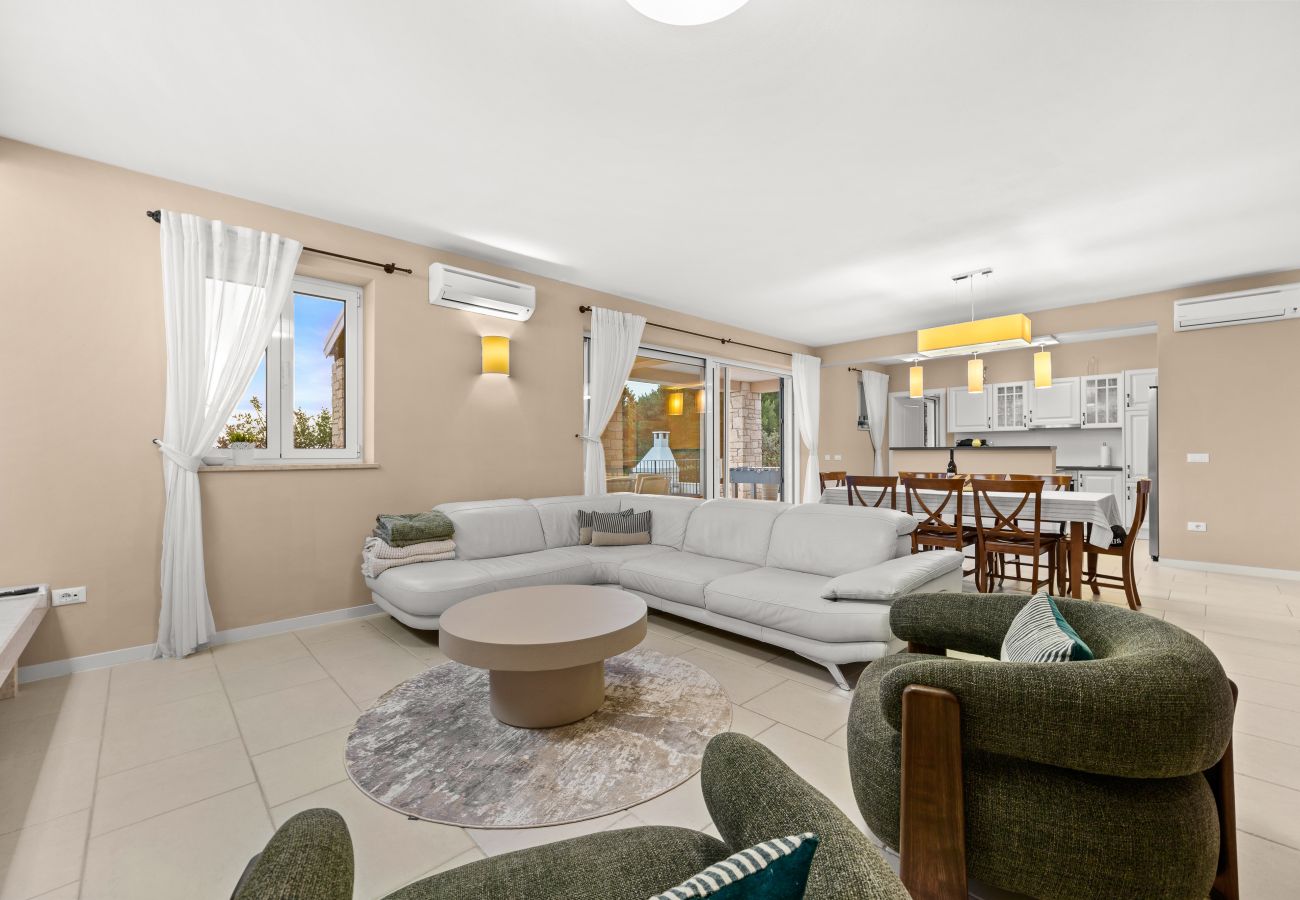Villa a Višnjan - Villa Sterpazzi for 8 people near Poreč with 38 m2 heated pool, sea view & wellness