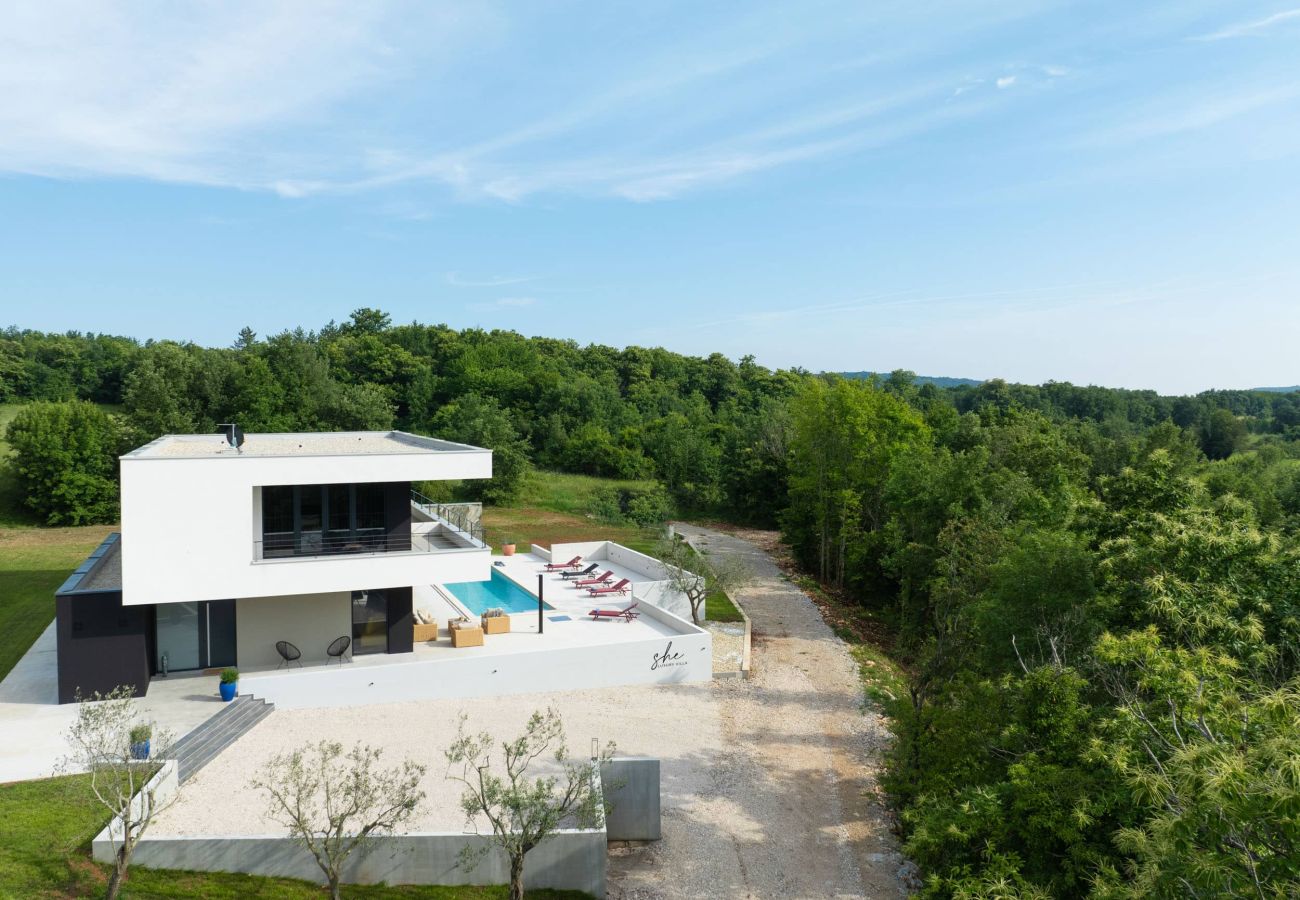 Villa a Šterna - Luxury Villa She for 6 people with 61 m2 private pool, kids playground & sport activities on-side