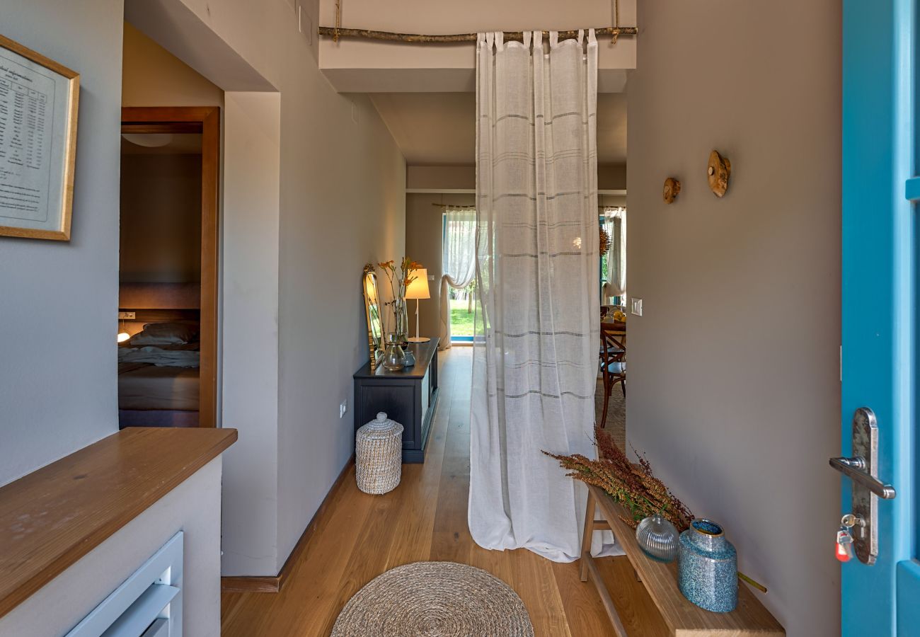 Villa a Vardica - Villa Toscana for 6 people near Umag with private pool, jacuzzi & sea view - pet friendly