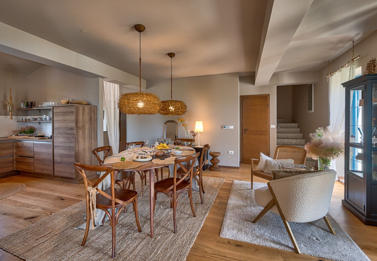 Villa a Vardica - Villa Toscana for 6 people near Umag with private pool, jacuzzi & sea view - pet friendly