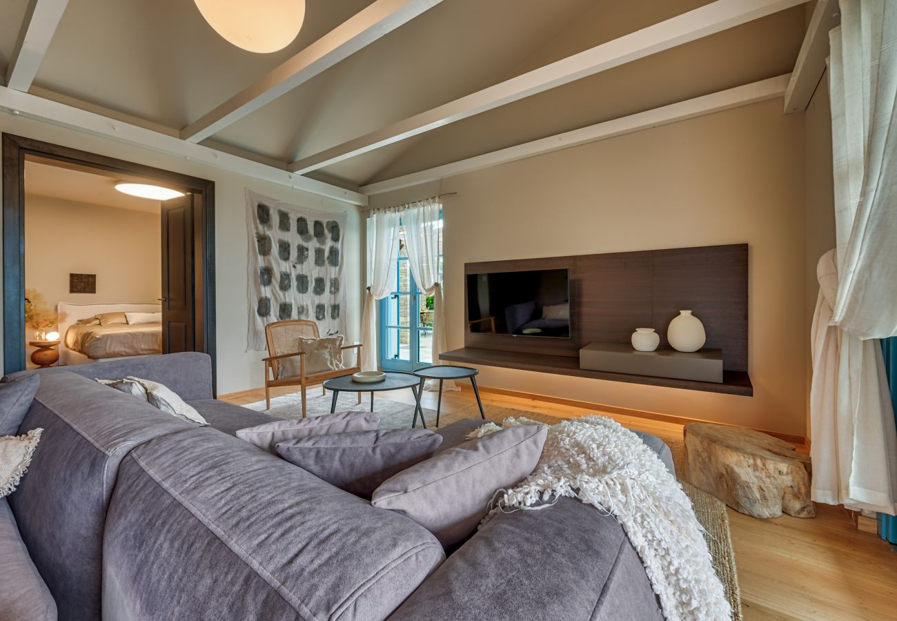 Villa a Vardica - Villa Griota for 8 people near Umag with private pool, jacuzzi & sea view - pet friendly