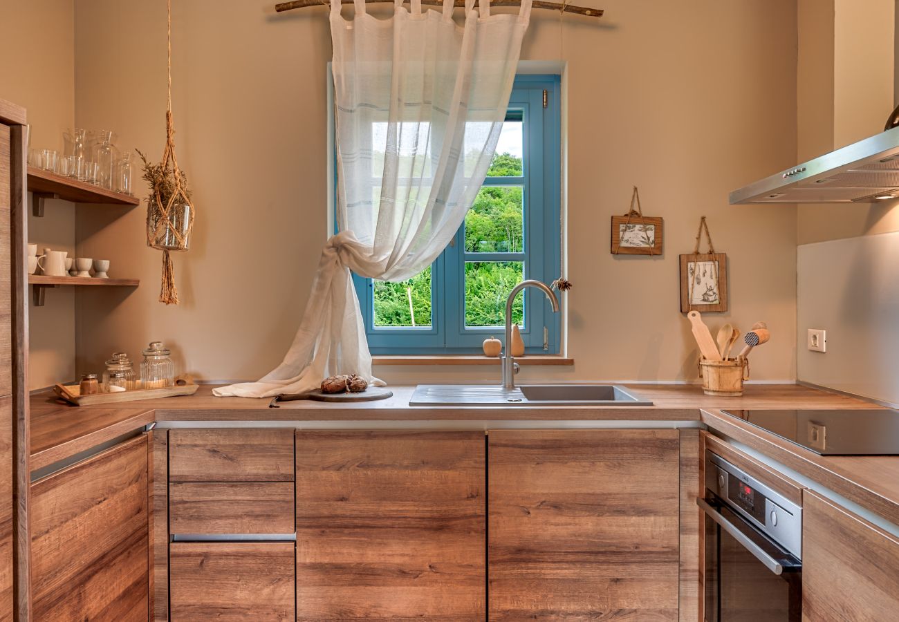 Villa a Vardica - Villa Griota for 8 people near Umag with private pool, jacuzzi & sea view - pet friendly