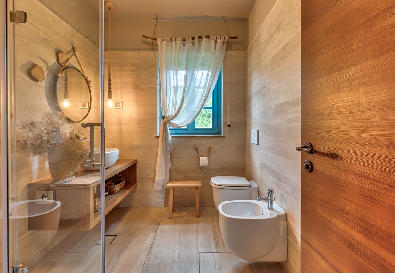 Villa a Vardica - Villa Griota for 8 people near Umag with private pool, jacuzzi & sea view - pet friendly