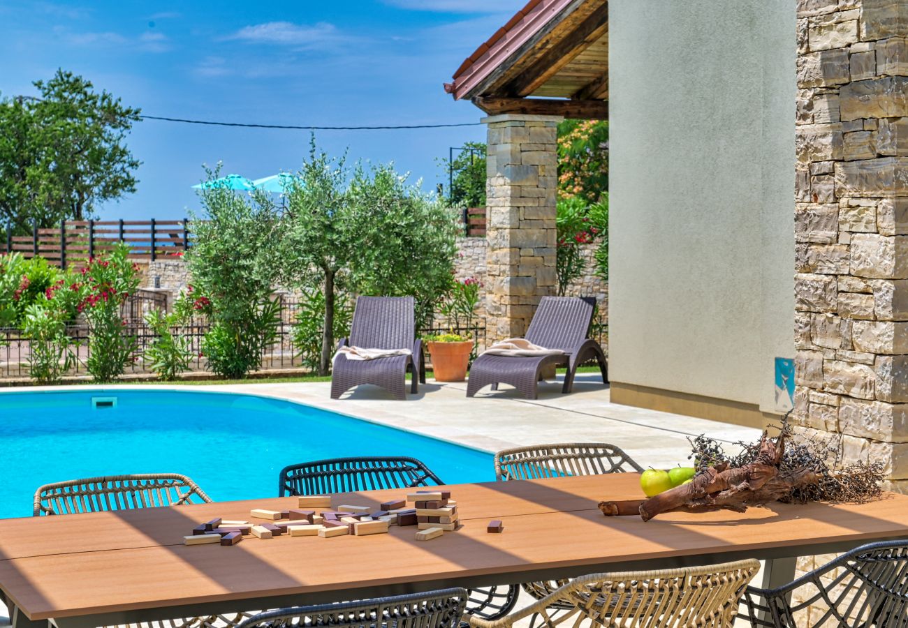 Villa a Vardica - Villa Griota for 8 people near Umag with private pool, jacuzzi & sea view - pet friendly