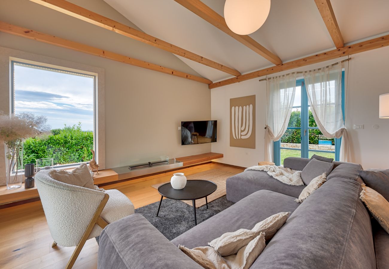 Villa a Vardica - Villa Figlica for 6 people near Umag with private pool, jacuzzi & sea view - pet friendly