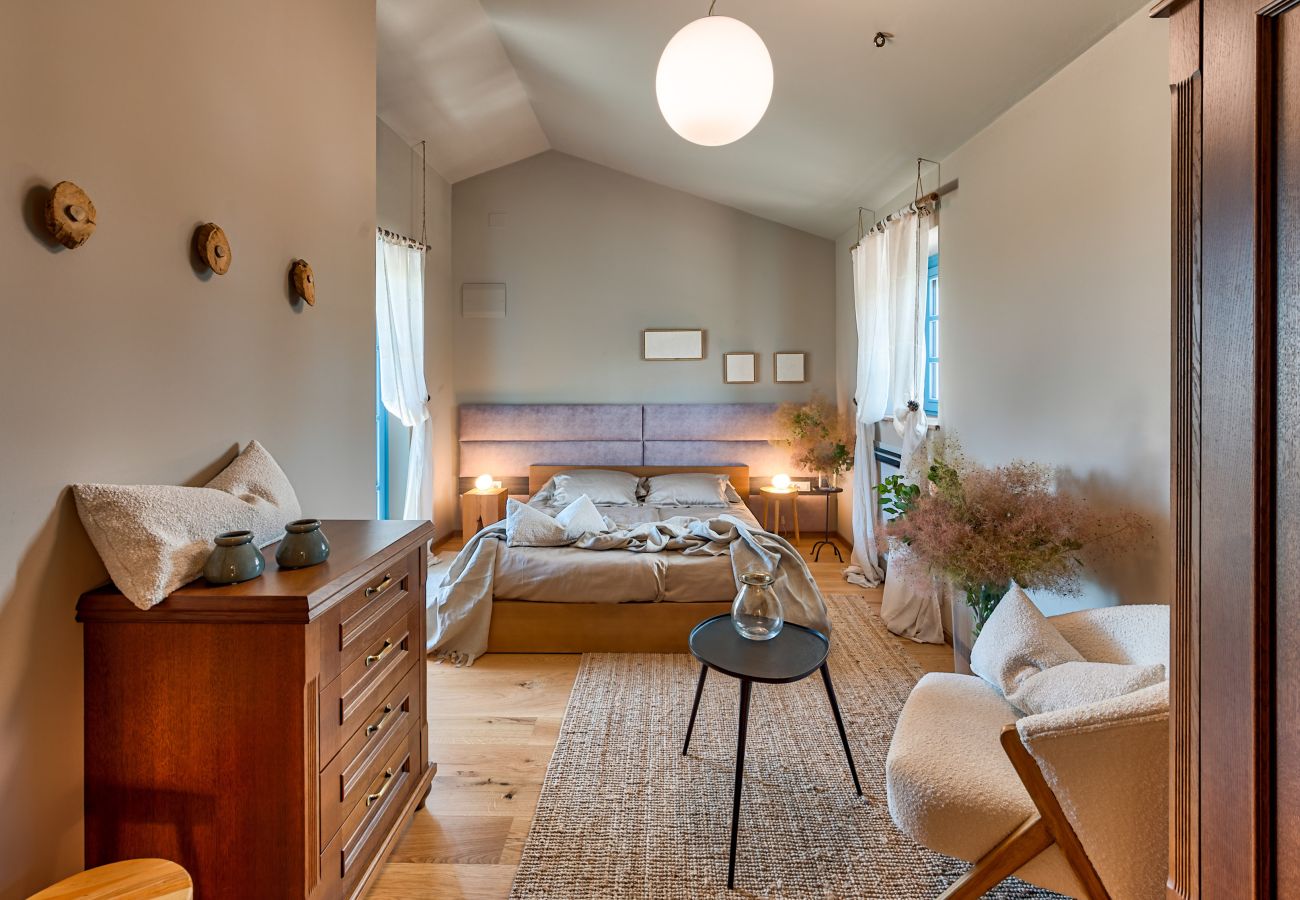 Villa a Vardica - Villa Figlica for 6 people near Umag with private pool, jacuzzi & sea view - pet friendly