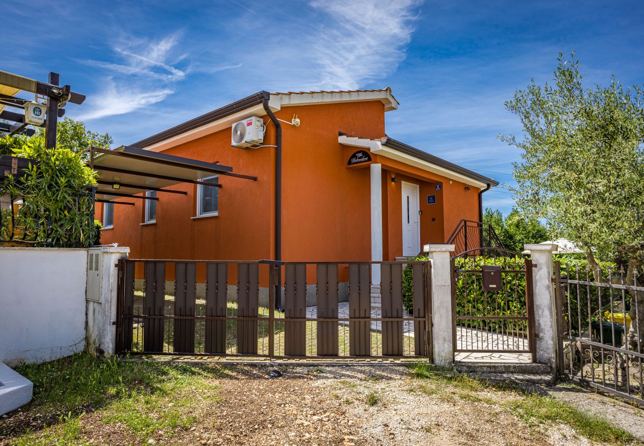 Villa a Montižana - Villa Belvedere for 6 people near Poreč with sea view and pet friendly