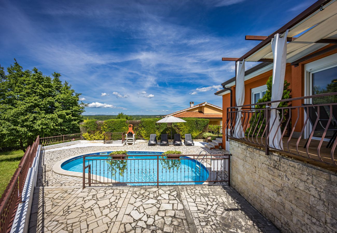 Villa a Montižana - Villa Belvedere for 6 people near Poreč with sea view and pet friendly