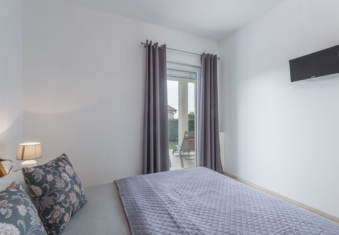 Villa a Dracevac - Villa Anita for 7 people near Poreč with private pool and beautiful garden