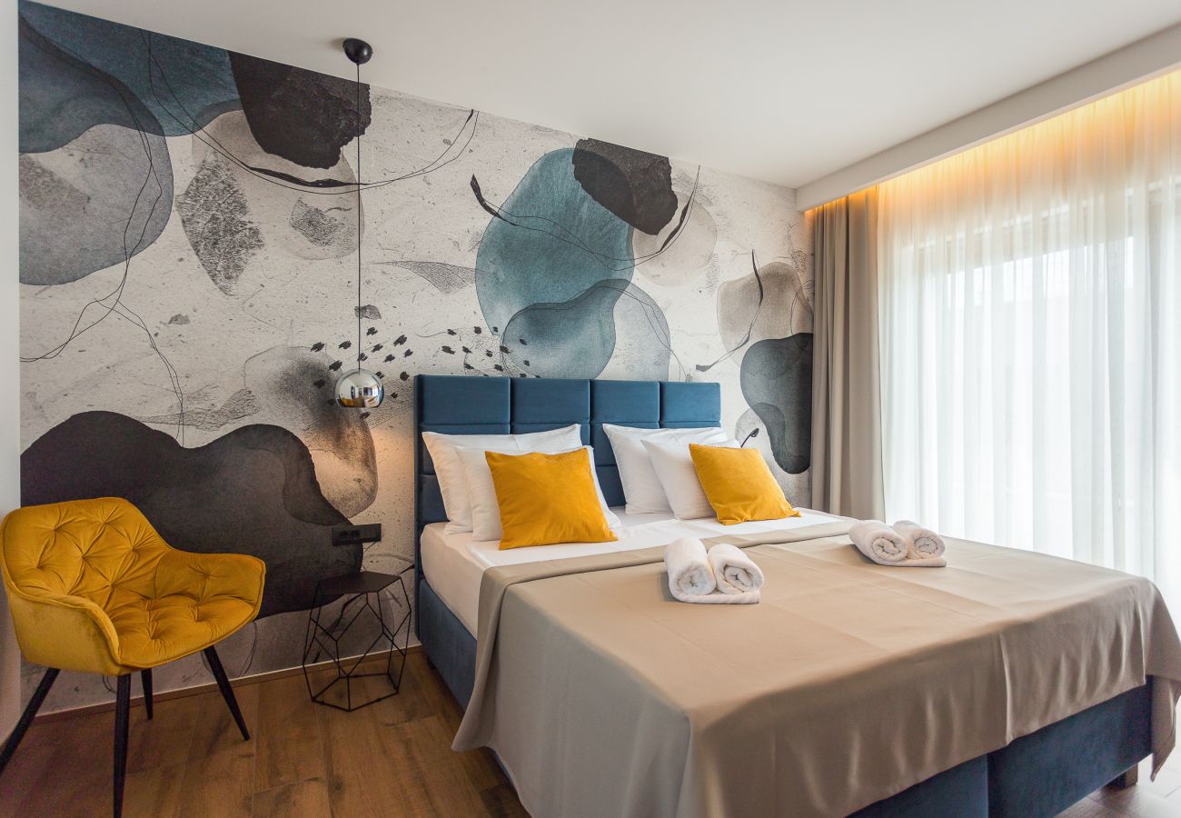 Villa a Banjole - Villa One Way for 8 people near Medulin with heated pool, kids playground & only 200 m from the beach