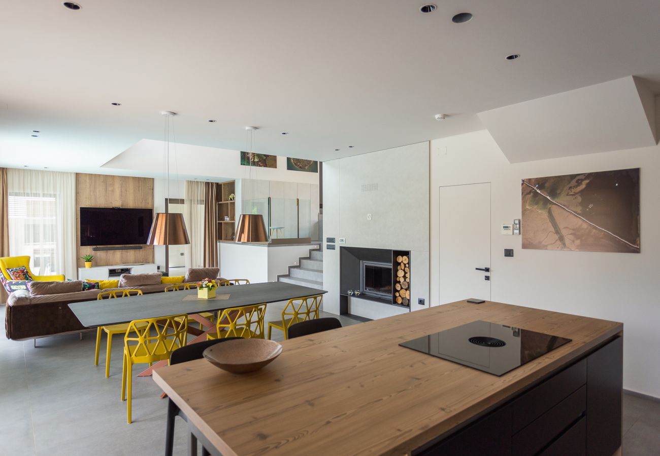 Villa a Banjole - Villa One Way for 8 people near Medulin with heated pool, kids playground & only 200 m from the beach