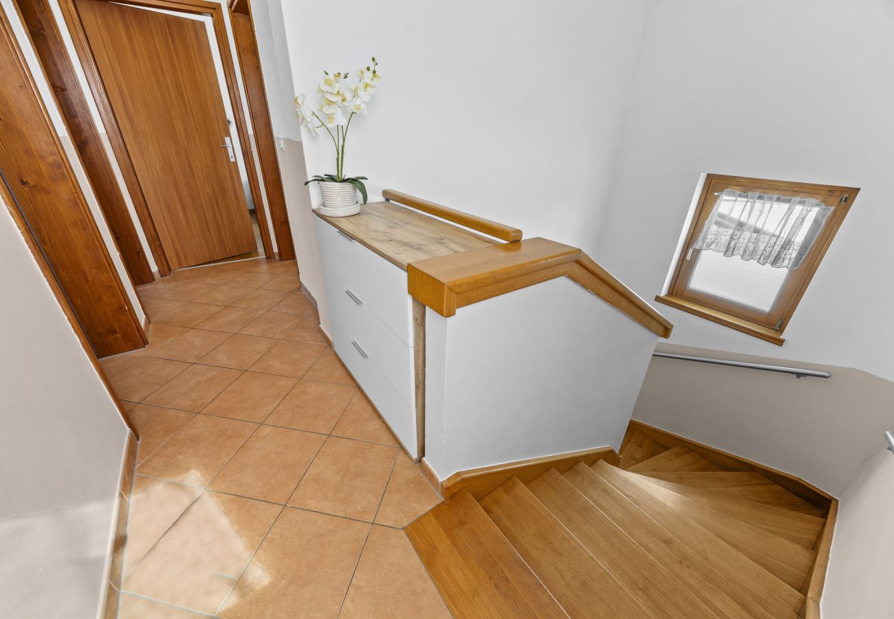 Villa a Porec - Villa Mia & Iva for 6+2 people near Poreč with private pool & kids playground - pet friendly
