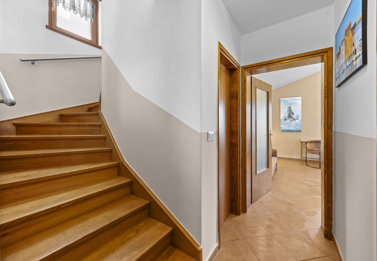 Villa a Porec - Villa Mia & Iva for 6+2 people near Poreč with private pool & kids playground - pet friendly