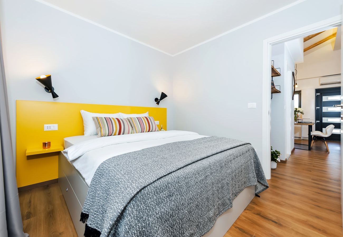 Villa a Rovinj - Villa Jolanda for 4 people near Rovinj with kids playground & large garden - only 850 m from beach
