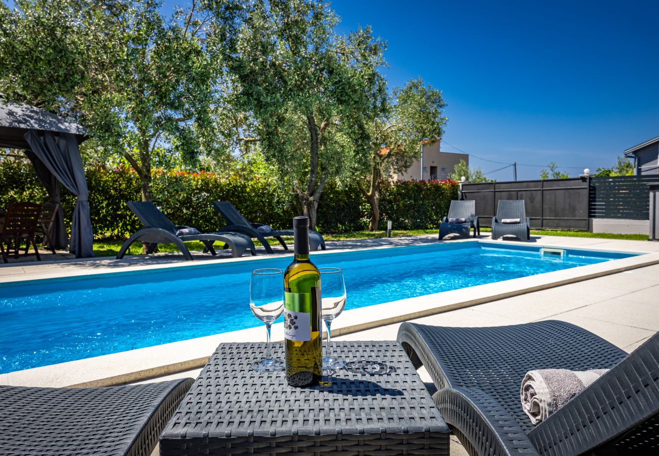 Villa a Valbandon - Villa Grace Felice for 8 people with private pool & only 2 km from the beach near Fažana