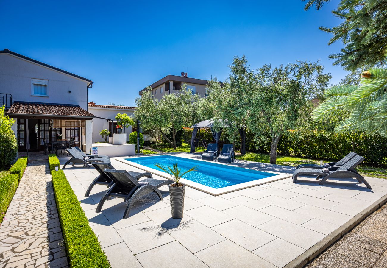 Villa a Valbandon - Villa Grace Felice for 8 people with private pool & only 2 km from the beach near Fažana