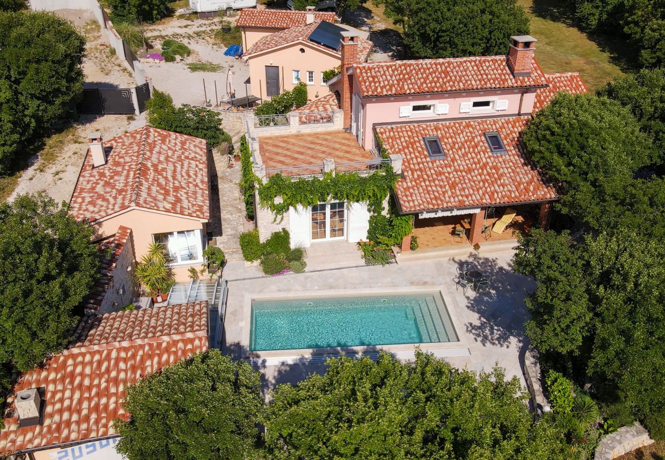 Villa a Brgod - Villa Arte for 6 people near Labin - Rabac for 6 people with sea view & private pool
