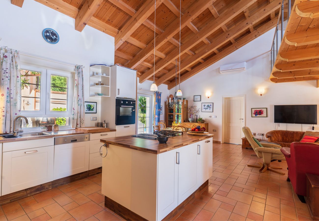 Villa a Brgod - Villa Arte for 6 people near Labin - Rabac for 6 people with sea view & private pool