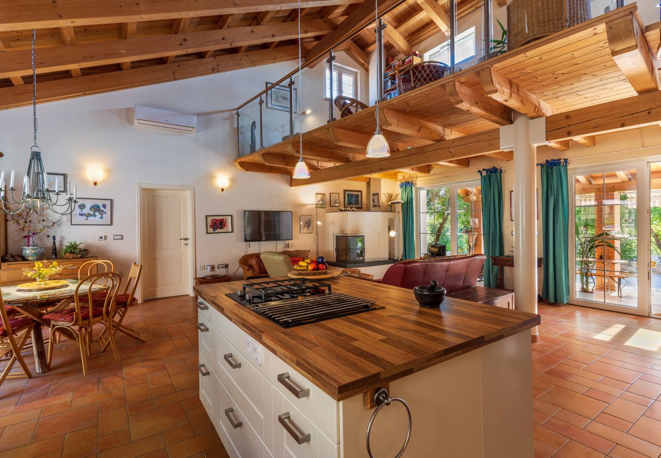 Villa a Brgod - Villa Arte for 6 people near Labin - Rabac for 6 people with sea view & private pool