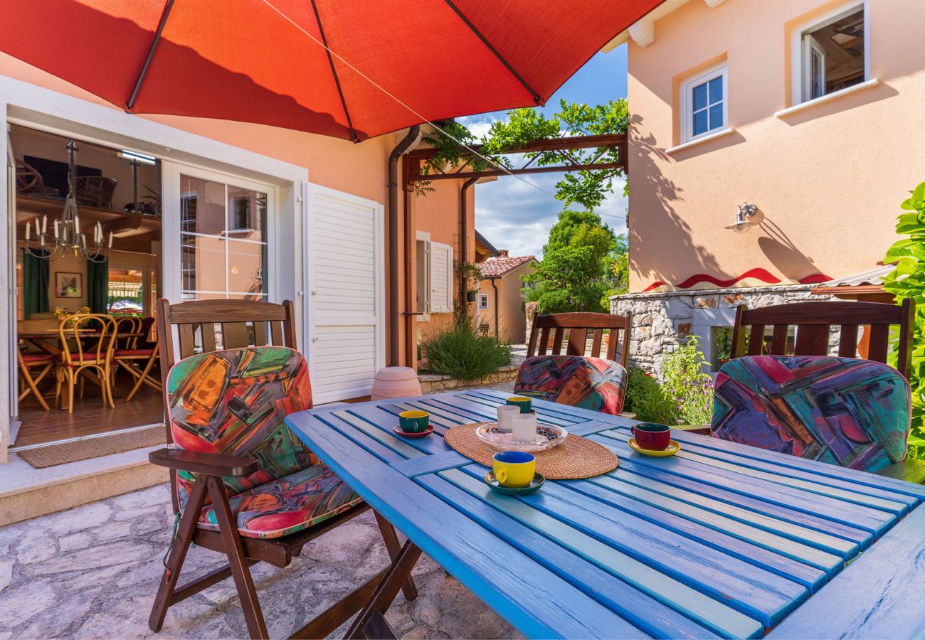 Villa a Brgod - Villa Arte for 6 people near Labin - Rabac for 6 people with sea view & private pool