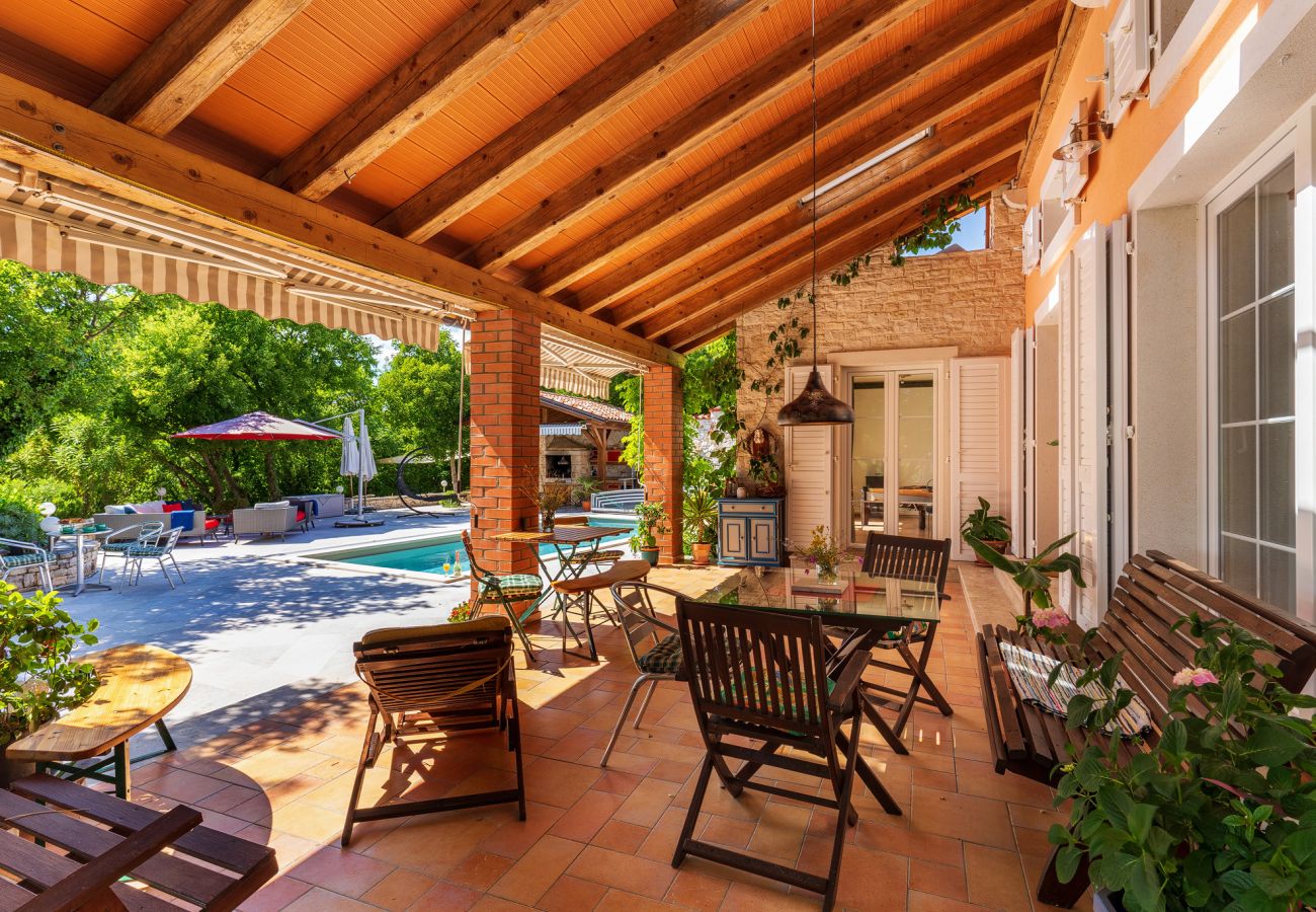 Villa a Brgod - Villa Arte for 6 people near Labin - Rabac for 6 people with sea view & private pool