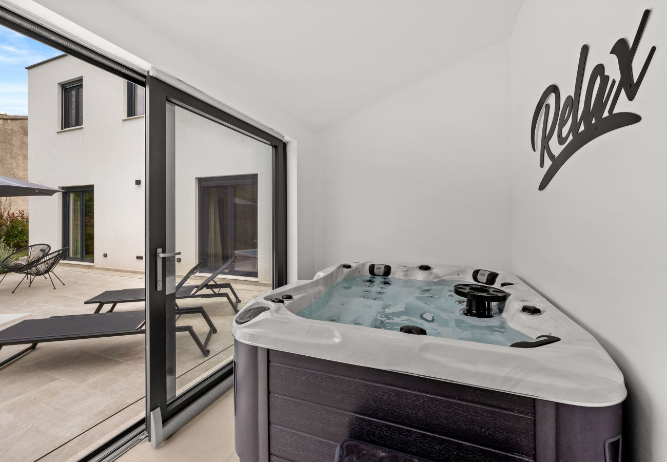 Villa a Marcana - Villa Minka near Pula for 4 people with private pool and jacuzzi