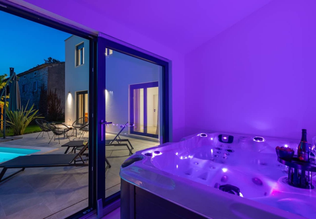 Villa a Marcana - Villa Minka near Pula for 4 people with private pool and jacuzzi