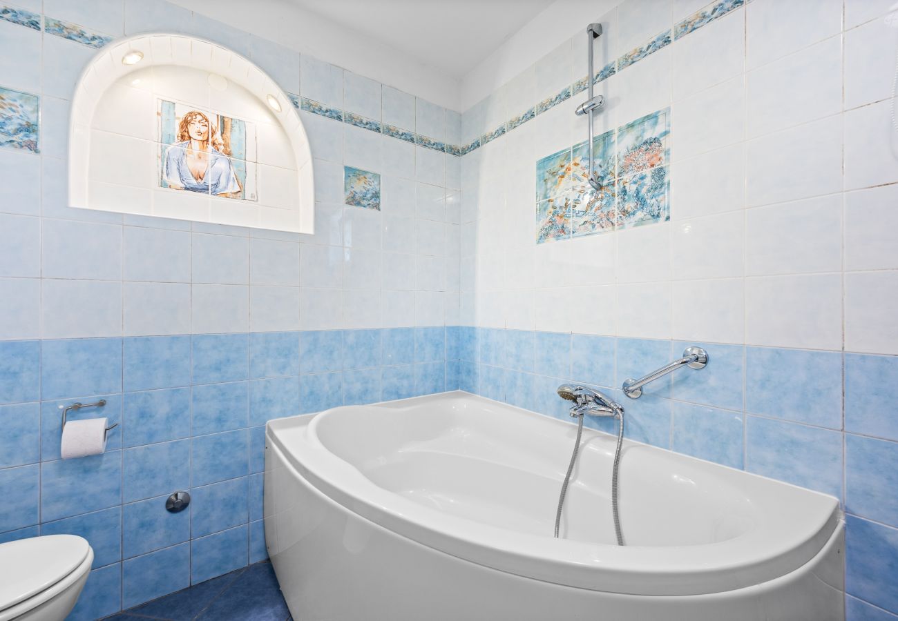 Villa a Porec - Villa Andrea for 17 people with private heated pool & pet friendly near Poreč