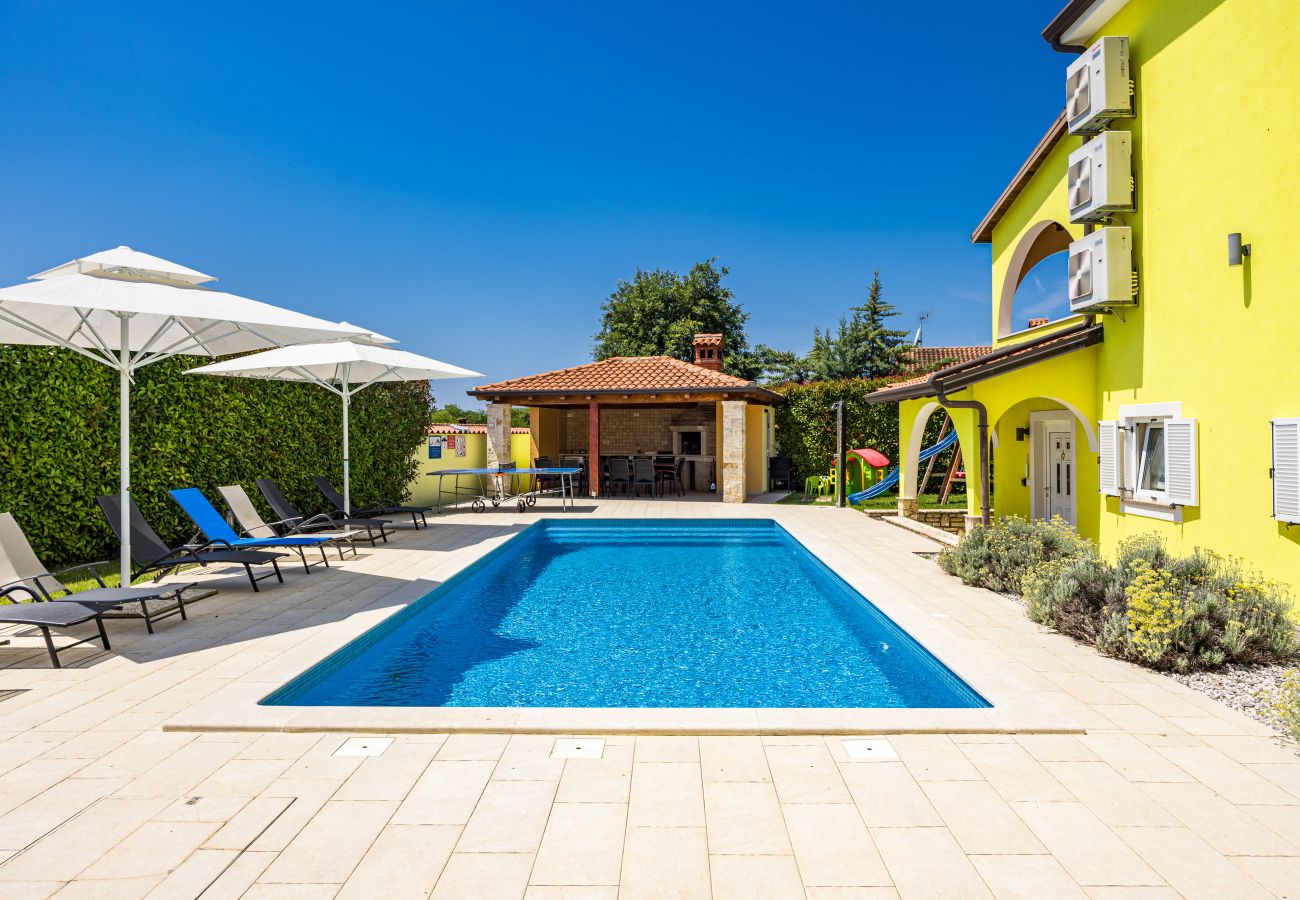 Villa a Porec - Villa Andrea for 17 people with private heated pool & pet friendly near Poreč