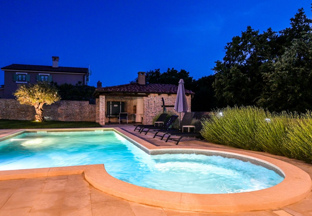 Villa a Juršici - Villa Desire for 10 people in Central Istria with private 53 m2 pool and pet friendly 