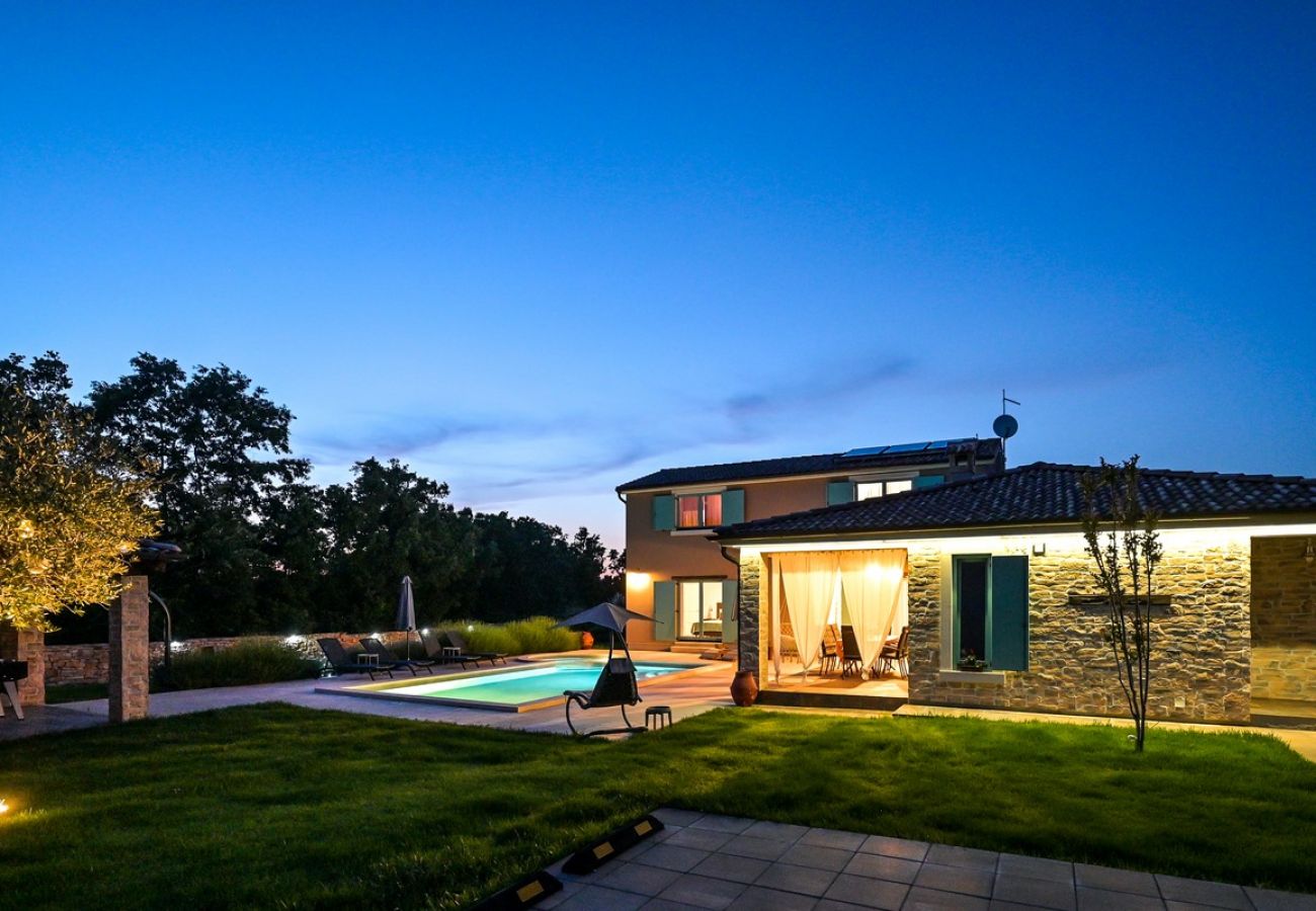 Villa a Juršici - Villa Desire for 10 people in Central Istria with private 53 m2 pool and pet friendly 