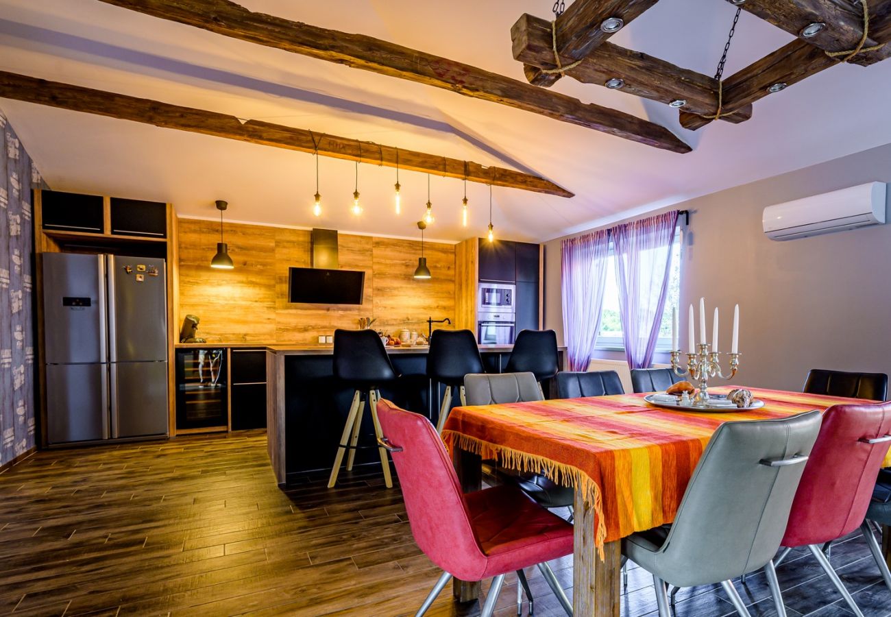 Villa a Juršici - Villa Desire for 10 people in Central Istria with private 53 m2 pool and pet friendly 