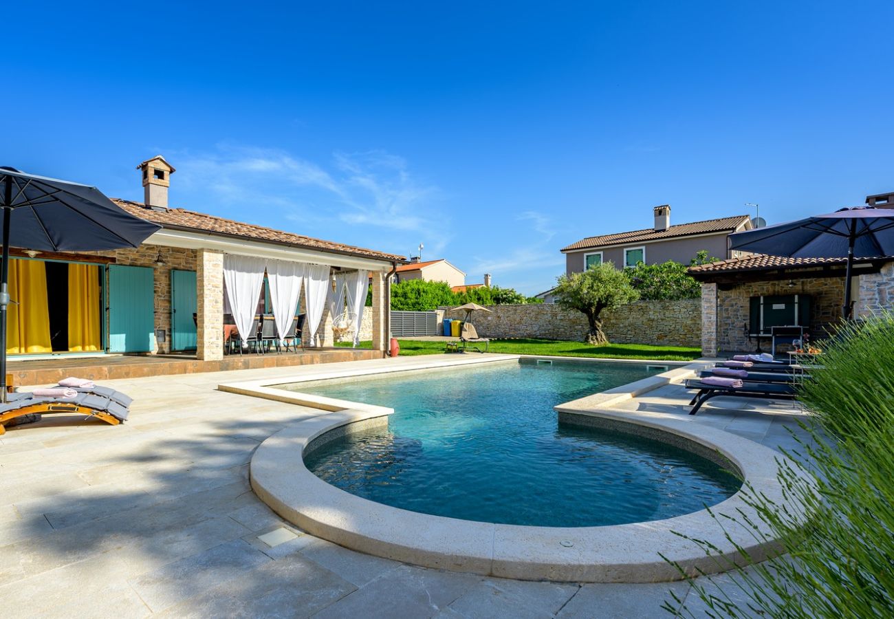 Villa a Juršici - Villa Desire for 10 people in Central Istria with private 53 m2 pool and pet friendly 
