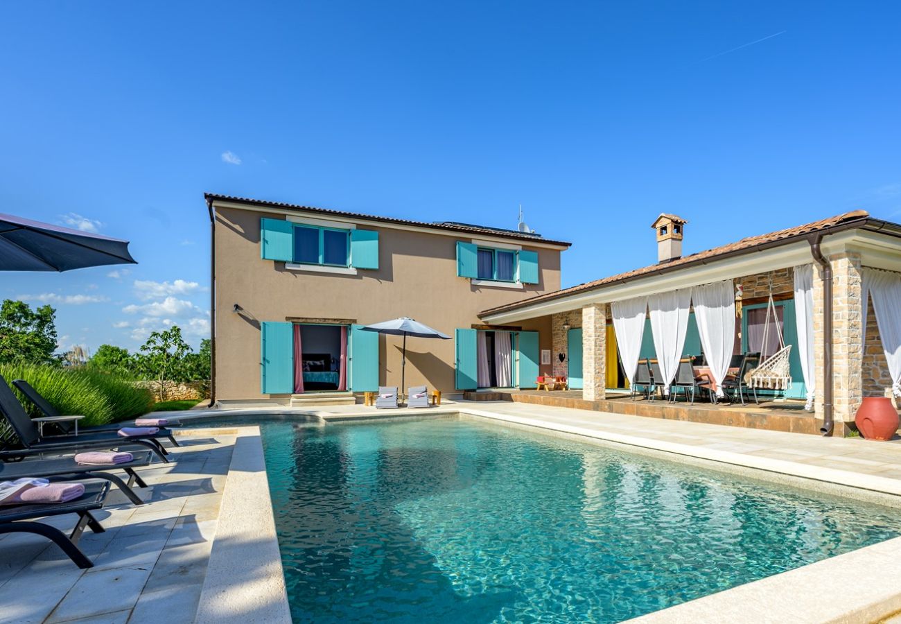 Villa a Juršici - Villa Desire for 10 people in Central Istria with private 53 m2 pool and pet friendly 