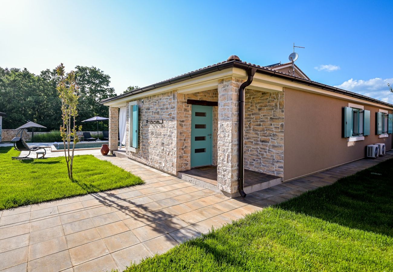 Villa a Juršici - Villa Desire for 10 people in Central Istria with private 53 m2 pool and pet friendly 