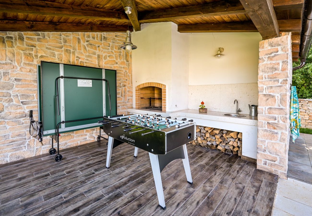 Villa a Juršici - Villa Desire for 10 people in Central Istria with private 53 m2 pool and pet friendly 