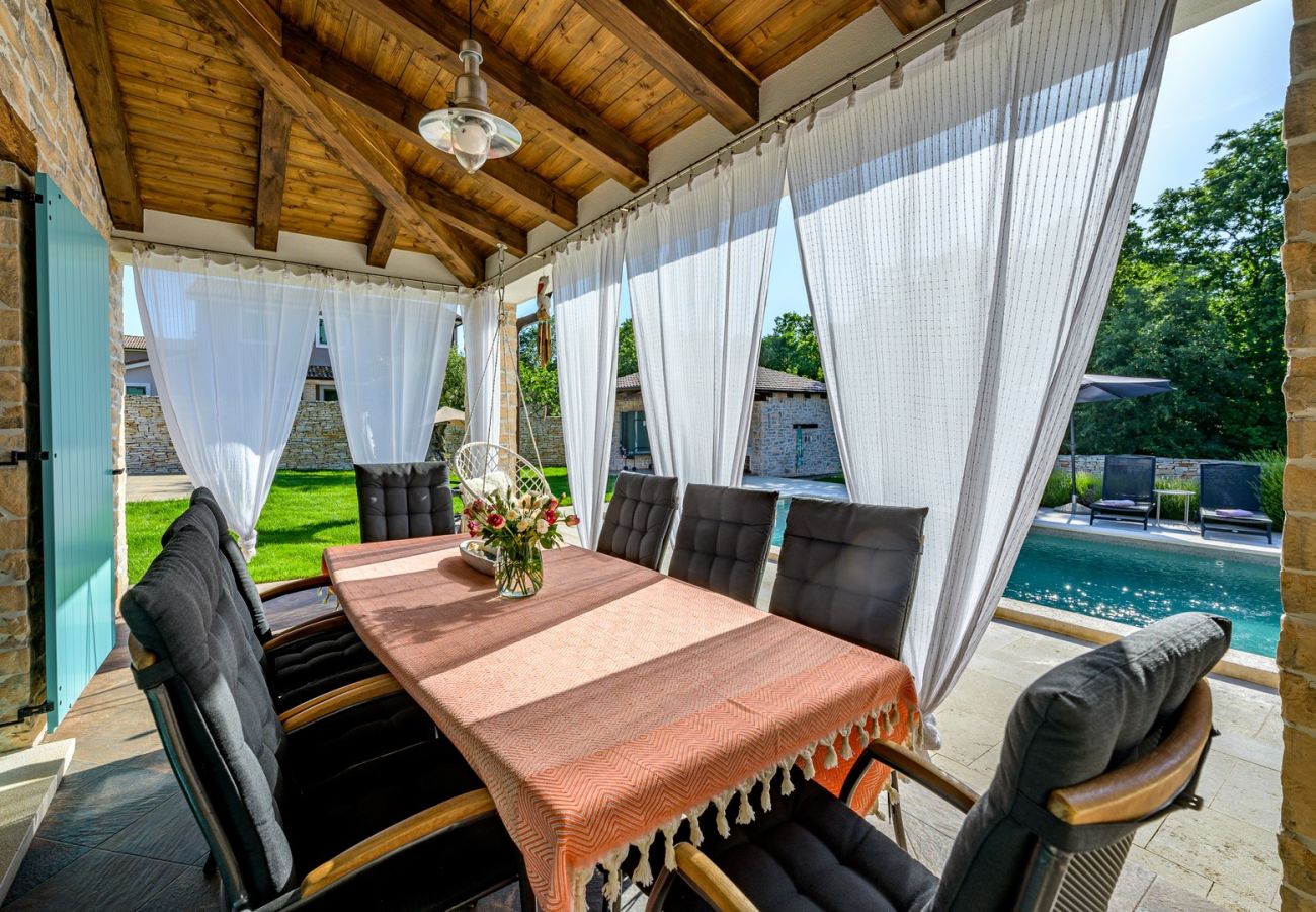Villa a Juršici - Villa Desire for 10 people in Central Istria with private 53 m2 pool and pet friendly 