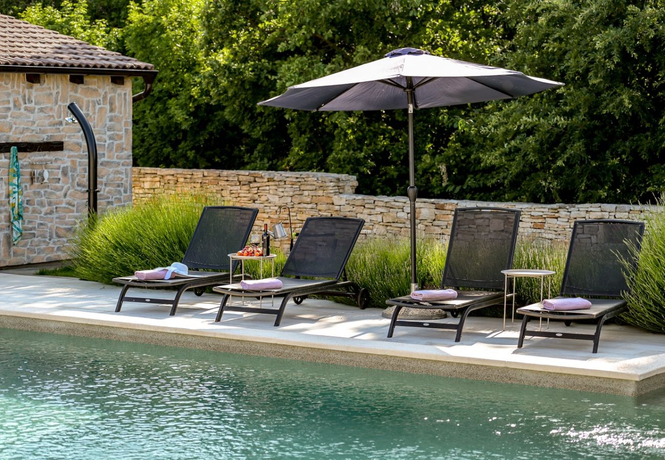 Villa a Juršici - Villa Desire for 10 people in Central Istria with private 53 m2 pool and pet friendly 