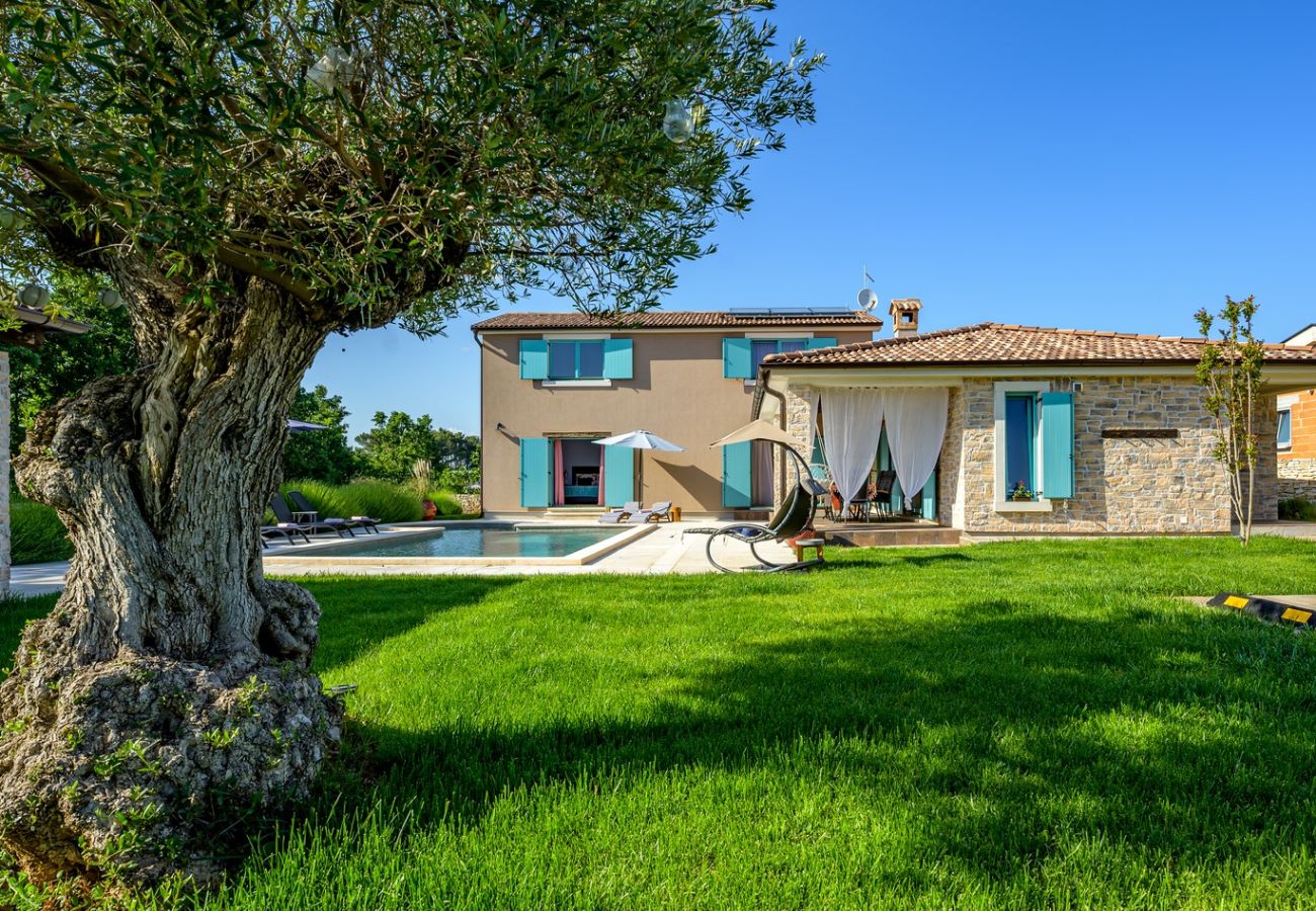 Villa a Juršici - Villa Desire for 10 people in Central Istria with private 53 m2 pool and pet friendly 