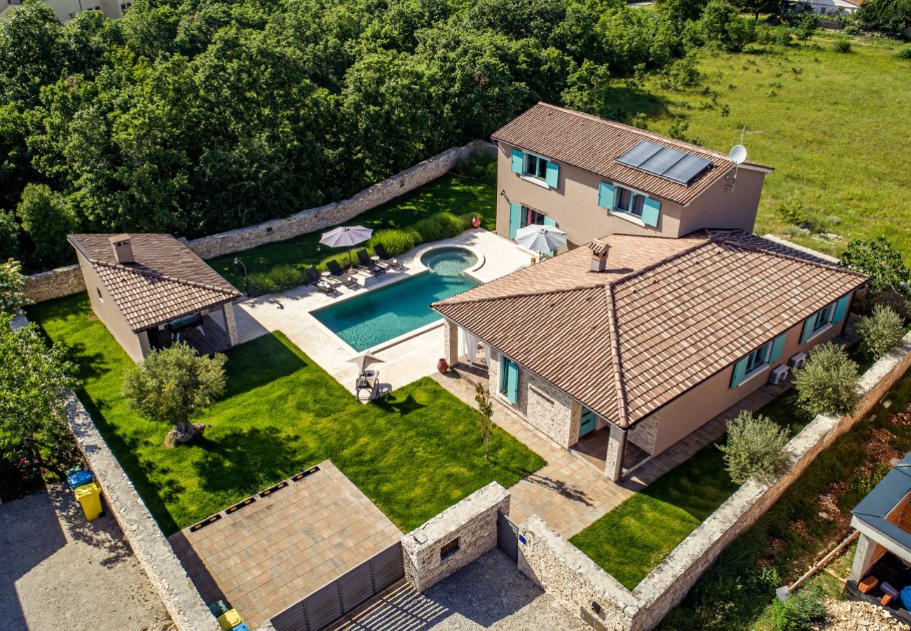 Villa a Juršici - Villa Desire for 10 people in Central Istria with private 53 m2 pool and pet friendly 