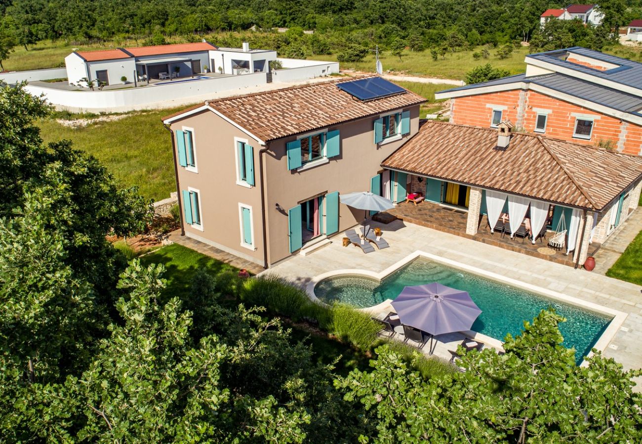 Villa a Juršici - Villa Desire for 10 people in Central Istria with private 53 m2 pool and pet friendly 